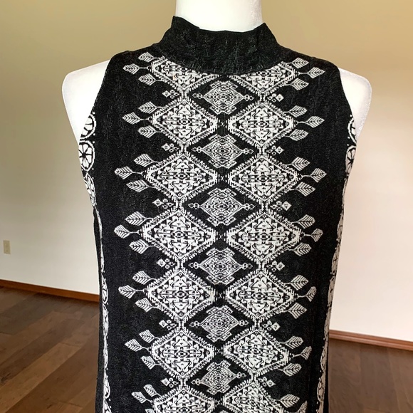 Anthropologie Dresses & Skirts - Anthropologie Vanessa Virginia Malvinas Black White Print Knit Midi Dress